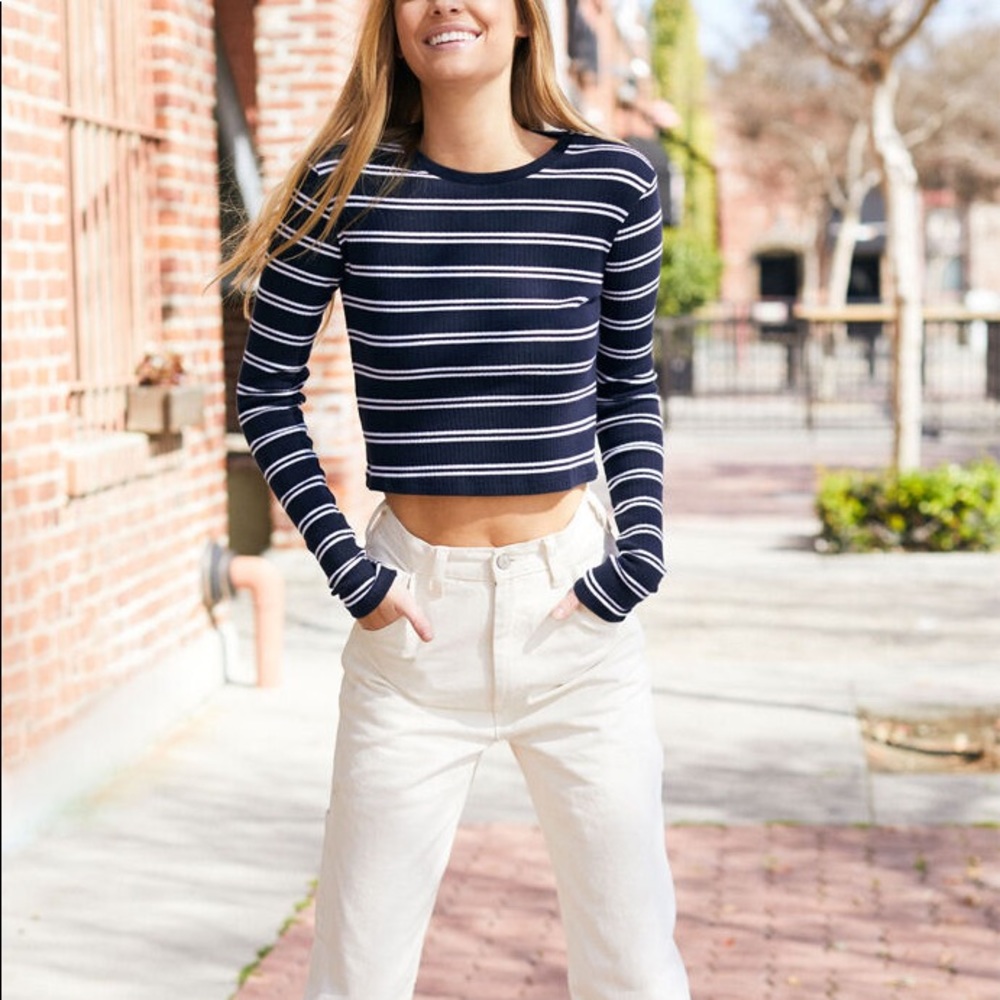 NTW brandy melville santana top